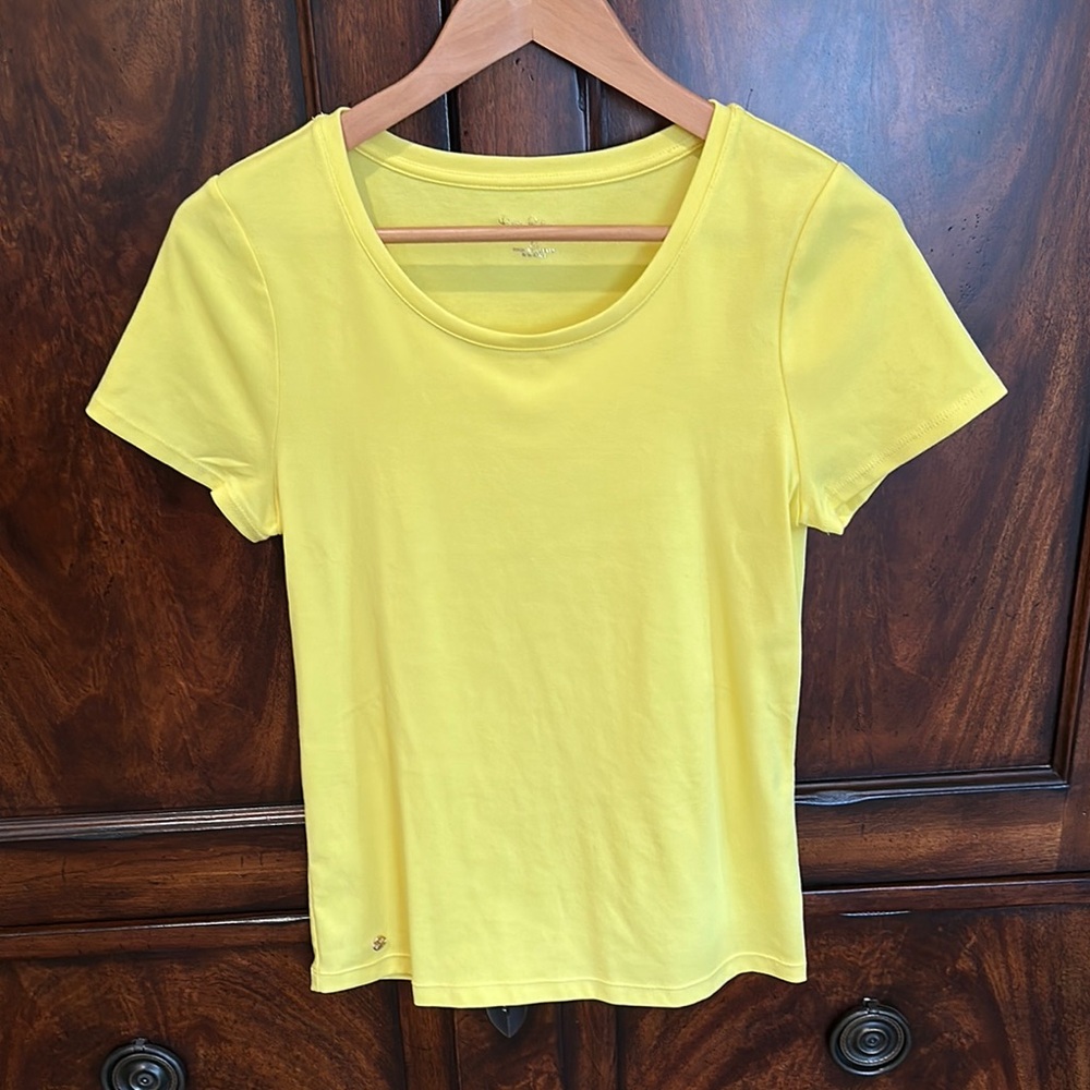 Lilly Pulitzer bright yellow top Size M